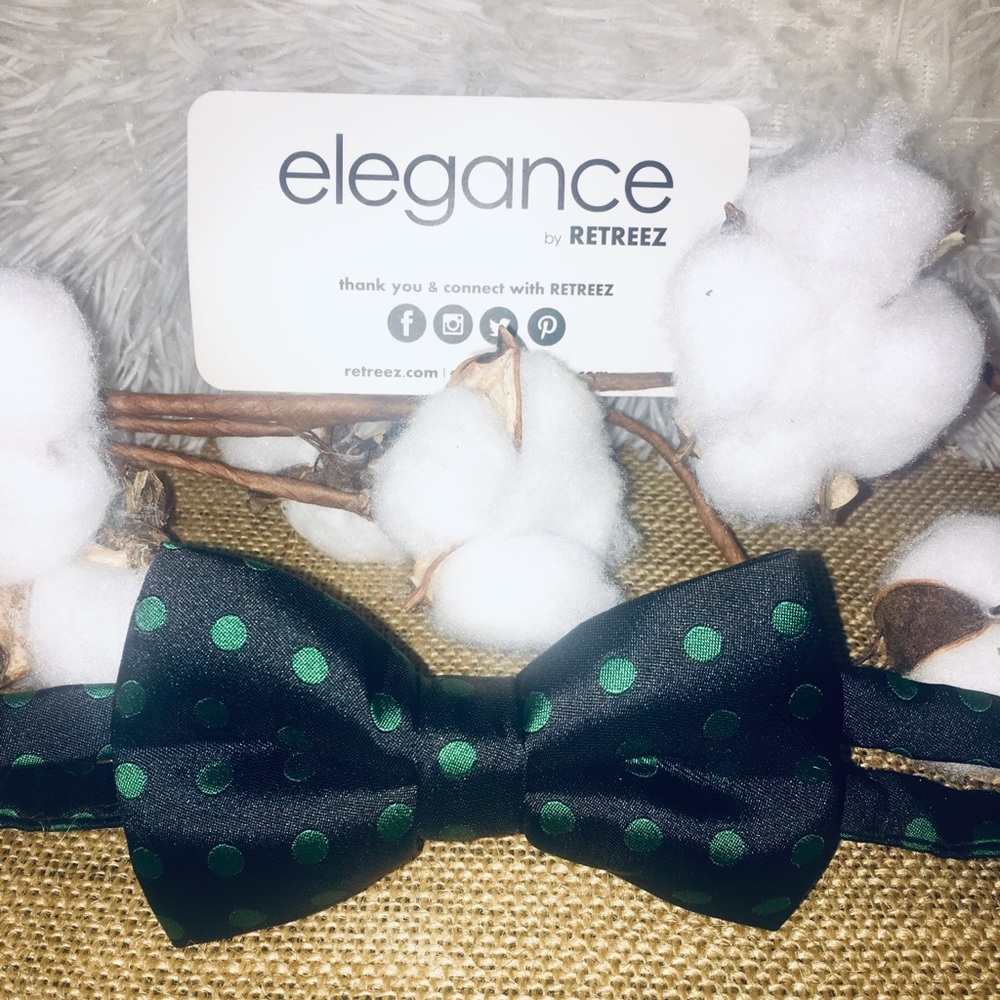 Boys bow tie- Retreez  black/green polka dots